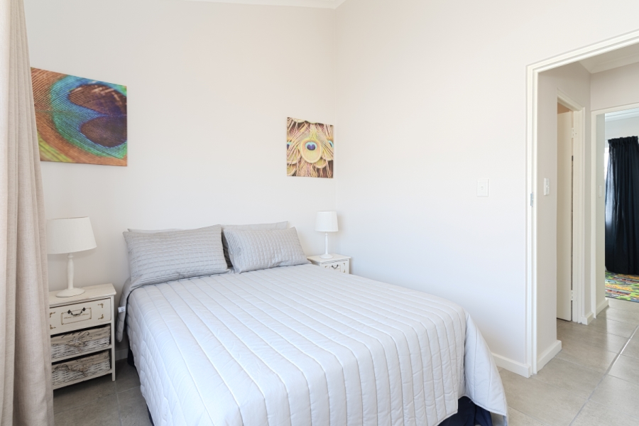 2 Bedroom Property for Sale in Stratford Green Western Cape